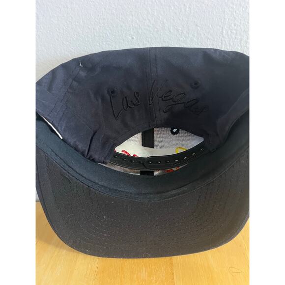 NOS Caesars Casino embroidered adjustable hat - Picture 4 of 4